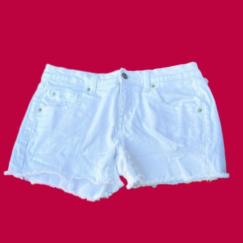 Massimo Denim Boyfriend Short White Distressed